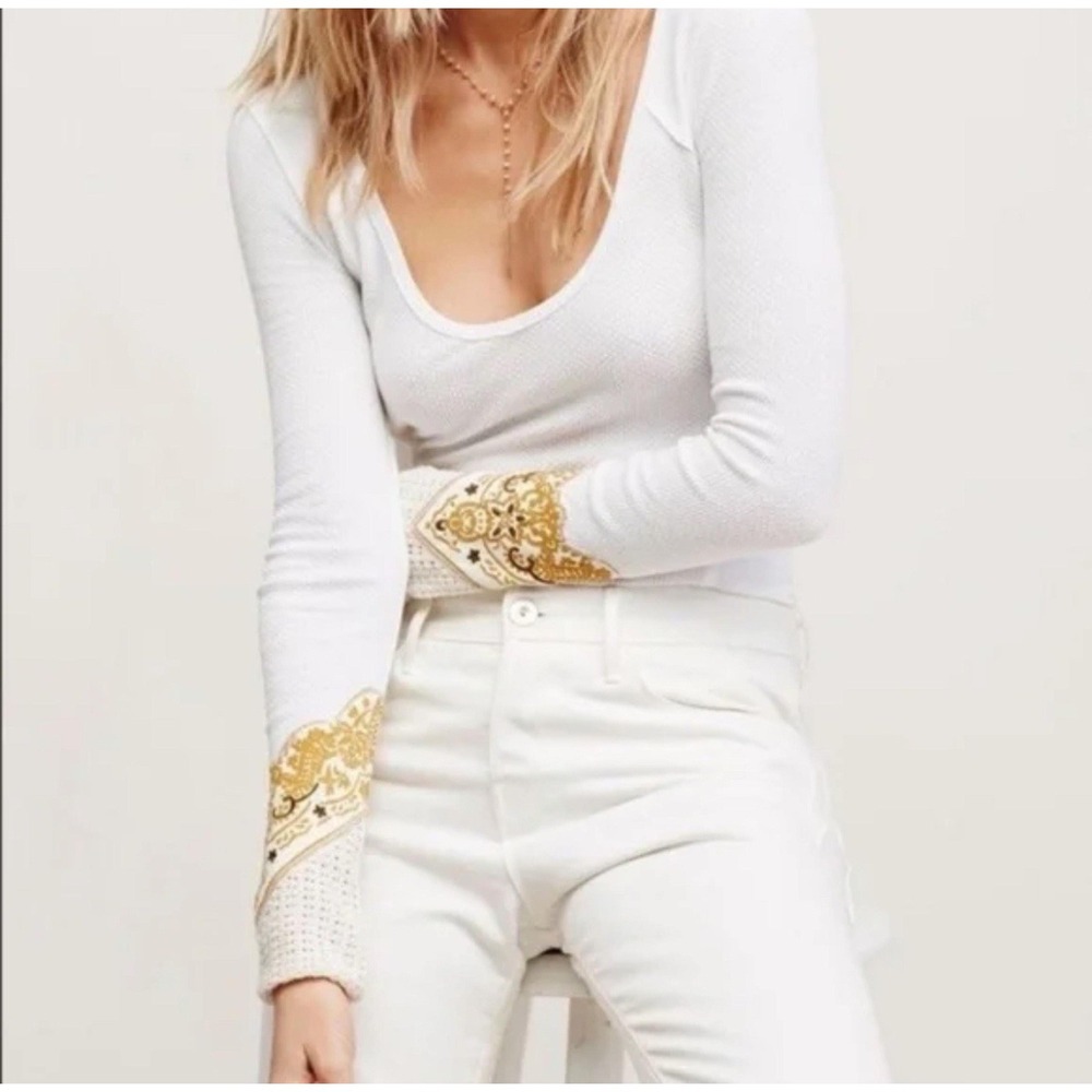 Free People We The Free Bandana Cuff Top Cream Scoop Neck Paisley Thermal Sz XS